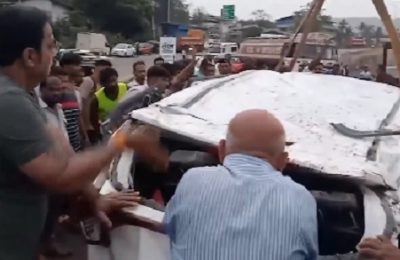 नदी में जा गिरी कार, 5 लोगों की मौके पर मौत