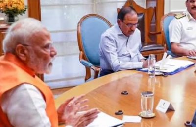 पीएम मोदी ने की NSA डोभाल के साथ उच्च स्तरीय बैठक, वॉर मॉक ड्रिल से पहले देश में अलर्ट जारी