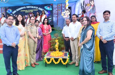 पीएम श्री केंद्रीय विद्यालय सूरानुस्सी में “तारे ज़मीन पर” वार्षिक पुरस्कार वितरण समारोह धूमधाम से संपन्न:- मुख्य अतिथि श्रीमती धनप्रीत कौर (IPS), पुलिस आयुक्त बनी समारोह की शान।