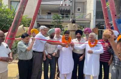 विधायक रमन अरोड़ा ने सेंट्रल हल्के में लगाई उद्घाटनों की लड़ी