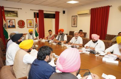 पंजाब सरकार हाई अलर्ट पर; भारत-पाकिस्तान तनाव के चलते फायर ब्रिगेड और आपातकालीन सेवाएं पूरी तरह मुस्तैद*