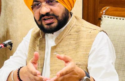 पंजाब सरकार की बड़ी पहल, पराली जलाने पर लगेगी रोक, उद्योगों को मिलेगा फायदा*