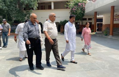 विधायक रमन अरोड़ा ने मंडी फेंटनगंज सरकारी कन्या सीनियर सेकेंडरी स्कूल का दौरा किया