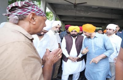 गुरदास मान के भाई की अंतिम विदाई में पहुंचे CM मान