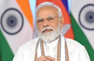 अहमदाबाद में दुर्घटना स्थल पर पहुंचे PM मोदी