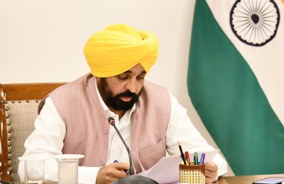 मुख्यमंत्री की अगुवाई में कैबिनेट ने बड़ा श्रम सुधार किया: 95% छोटे कारोबारियों को नियमों के झंझट से राहत