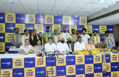 लुधियाना पश्चिम में कांग्रेस-भाजपा को बड़ा झटका! कई दिग्गज नेता पार्टी छोड़ ‘आप’ में हुए शामिल*