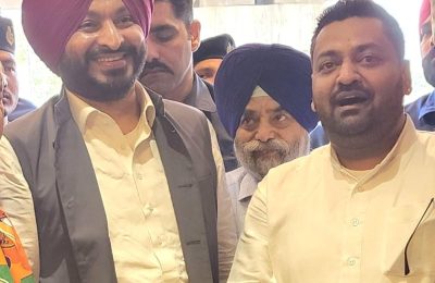 रेल राज्य मंत्री रवनीत बिट्टू से मिले भाजपा नेता चंदन रखेजा,रेलवे स्टेपओवर ब्रिज का फिर उठाया मुद्दा।*