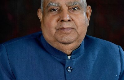 उपराष्ट्रपति ने अचानक दिया इस्तीफ़ा