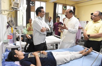 कैबिनेट मंत्री ने ई.एस.आई. अस्पताल का औचक निरीक्षण किया