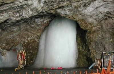 भीड हुई अमरनाथ यात्रा के लिए रवाना , चप्पे-चप्पे पर सुरक्षाबल तैनात