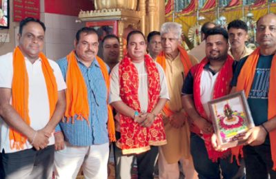 शिव मन्दिर पक्का बाग में नतमस्तक हुई लायंस क्लब फगवाड़ा सिटी की नई टीम