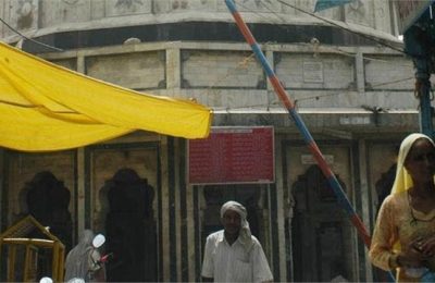 श्रद्धालु और पुजारी के झगड़े में पुजारी की मौत