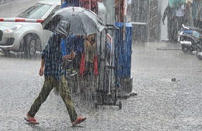 बारिश से तबाही , मौसम विभाग ने जारी कि चेताबनी