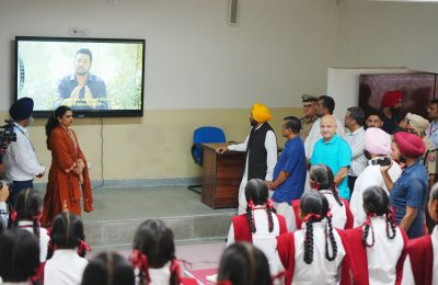 भवंत मान और अरविंद केजरीवाल की ओर से नशे के खिलाफ पाठ्यक्रम शुरू; ‘नशे के खिलाफ जंग’ के तहत स्कूलों में पढ़ाया जाएगा पाठ्यक्रम