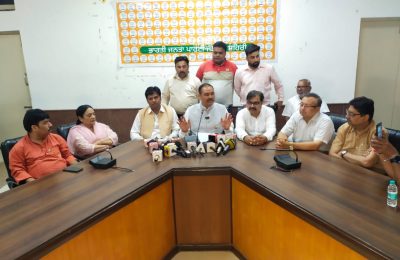 भाजपा दे सेवादार आगए ने तुहाड़े द्वार’ अभियान से डर गई है पंजाब सरकार -विजय सांपला