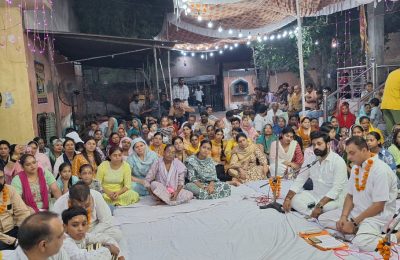 गोविंद जय जय गोपाल जय जय के भजनों से भक्ति में हुआ माहौल
