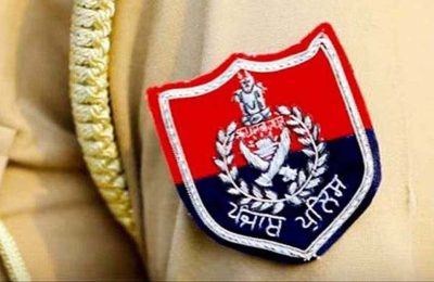 श्री गुरु ग्रंथ साहिब जी की बेअदबी की घटना आई सामने , निर्वस्त्र हो गई महिला