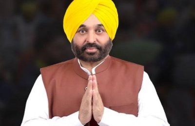 भयानक बाढ़ में फंसे पंजाबियों के साथ एकजुटता दिखाने के बजाय राजनीतिक रोटियां सेंक रही हैं विपक्षी पार्टियां-मुख्यमंत्री