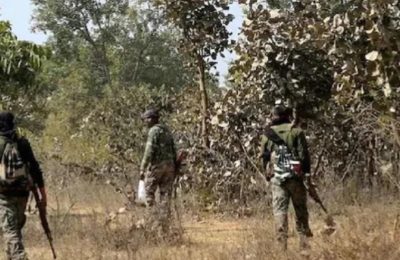 सुरक्षा बलों के साथ मुठभेड़ में तीन माओवादी की मौत