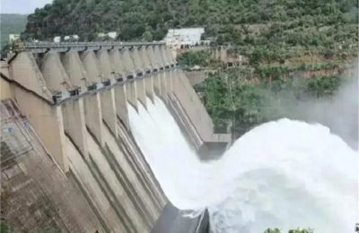 खोले गए भाखड़ा डैम के फ्लड गेट,  सैंकड़ों गांव डूबे