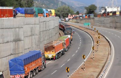 जम्मू-श्रीनगर हाइवे  पर वाहन चालकों को बड़ी राहत