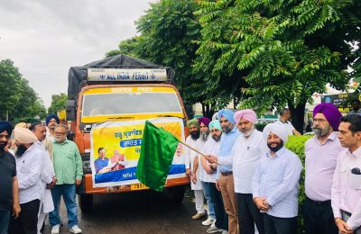 बाढ़ प्रभावित लोगों की मदद के लिए ज़मीनी स्तर पर डटी पंजाब सरकार