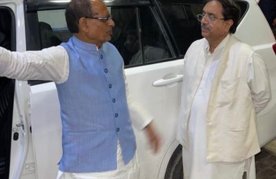 भाजपा प्रदेश महामंत्री राकेश राठौर ने केंद्रीय कृषि मंत्री शिवराज सिंह के साथ पंजाब में बाढ़ के हालातो को लेकर की चर्चा