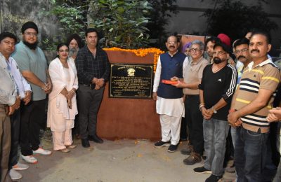 ਪੰਜਾਬ ਦੇ ਜਲ ਸਰੋਤ ਮੰਤਰੀ ਨੇ ਮੰਡਾਲਾ ਛੰਨਾ ਵਿਖੇ ਧੁੱਸੀ ਬੰਨ੍ਹ ਦੀ ਮਜ਼ਬੂਤੀ ਦੇ ਕੰਮ ਦਾ ਲਿਆ ਜਾਇਜ਼ਾ