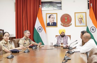 कानून-व्यवस्था के हालात पर कड़ी नज़र रखें: मुख्यमंत्री की सी.पीज. और एस.एस.पीज. को हिदायत*
