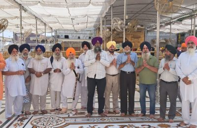 ਸੰਦੀਪ ਸਿੰਘ ਜੀ ਸੰਨੀ ਦੀ ਚੜਦੀ ਕਲਾ ਲਈ ਜਲੰਧਰ ਦੀਆਂ ਸਿੱਖ ਜਥੇਬੰਦੀਆਂ ਵੱਲੋਂ ਸ੍ਰੀ ਅਕਾਲ ਤਖਤ ਸਾਹਿਬ ਦੇ ਸਨਮੁੱਖ ਕੀਤੀ ਗਈ ਅਰਦਾਸ   ਕੌਮੀ ਯੋਧੇ ਭਾਈ ਸੰਦੀਪ ਸਿੰਘ ਸੰਨੀ ਜਿਨਾਂ ਨੇ ਪੁਰਾਤਨ ਸਿੱਖ ਪ੍ਰੰਪਰਾਵਾਂ ਤੇ ਪਹਿਰਾ ਦਿੰਦੇ ਹੋਏ