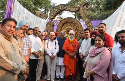 धनुष-बाण संरचना से बबरीक चौक को नया रूप