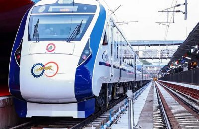 वंदे भारत  ट्रेन हुई रद्द, यात्री परेशान