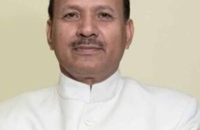 भारतीय जनता पार्टी के वरिष्ठ नेता एवं मीडिया पैनलिस्ट श्री एस. आर. लद्धड़ (भूतपूर्व IAS) ने कहा है कि आम आदमी पार्टी (AAP) का नाम भले “आम आदमी” है, लेकिन उसकी हकीकत बिल्कुल उलट है। यह पार्टी अब पूरी तरह धनाढ्य, दल-बदलुओं और ऊँचे संपर्क वाले विशेष लोगों की पार्टी बन चुकी है।