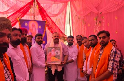 ਸਾਬਕਾ ਸੰਸਦ ਮੈਂਬਰ ਸੁਸ਼ੀਲ ਰਿੰਕੂ ਨੇ ਭਗਵਾਨ ਵਾਲਮੀਕਿ ਜੀ ਦੇ ਜਨਮ ਦਿਵਸ ਮੌਕੇ ਇੱਕ ਸਤਿਸੰਗ ਪ੍ਰੋਗਰਾਮ ਵਿੱਚ ਸ਼ਿਰਕਤ ਕੀਤੀ*