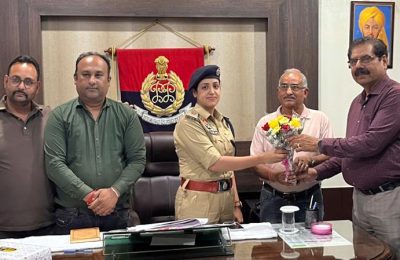 रमन नेहरा की अगवाई में एस.पी माधवी शर्मा से मिला ह्यूमन राईट्स कौंसिल (इंडिया) का शिष्टमंडल * कानून-व्यवस्था सुचारू रखने में करेंगे सहयोग : आशु मारकंडा