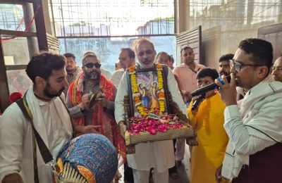 मन राधा दामोदर बोल मन राधा दामोदर बोल संकीर्तन से भक्तिमय हुआ कलिया कालोनी