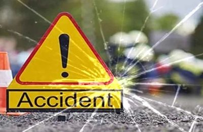 खाई में बस गिरने से  3 लोगों की दर्दनाक मौत