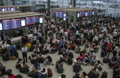 दिल्ली एयरपोर्ट पर100 से ज्यादा फ्लाइट्स लेट