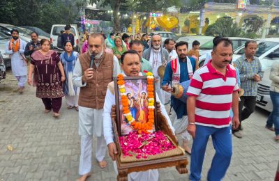 हरे कृष्ण महामंत्र पर झूमे मोहल्ला कोट किशन चंद निवासी