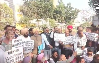 जालंधर भाजपा शहरी ने आप पार्टी द्वारा नगर निगम जालंधर में किए जा रहे भ्रष्टाचार के ख़िलाफ़ किया रोष प्रदर्शन*