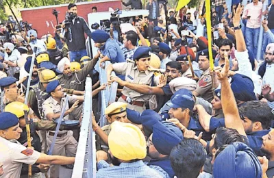 पंजाब यूनिवर्सिटी में पुलिस और प्रदर्शनकारियों में टकराव