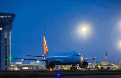 कैंसिल की गई फ्लाइट्स से परेशान हजारों हवाई यात्रियों के लिए अब राहत की खबर