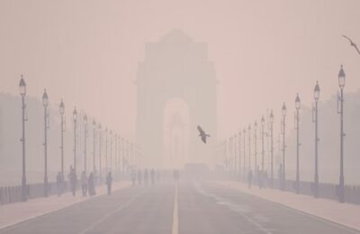 दिल्ली–NCR की हवा फिर बनी ज़हरीली