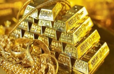 अचानक सोने में आई जबरदस्त गिरावट चांदी भी हुई सस्ती