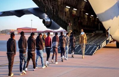 अमेरिका ने 55 ईरानी नागरिक किए डिपोर्ट