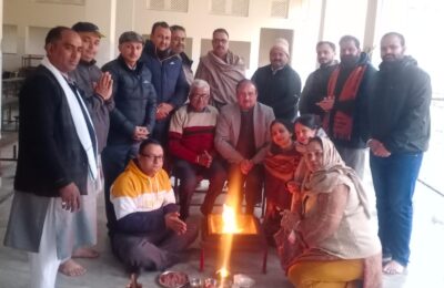 मन्दिर श्री सिद्ध बाबा केशव नाथ जी जठेरे महेन्द्रू बाहरी बिरादरी सभा द्वारा बसंत पंचमी के उपलक्ष्य में हवन यज्ञ शेर सिंह कॉलोनी में मन्दिर प्रांगण में पं अवदेश शुक्ला द्वारा गौरी गणपति पूजन के उपरांत विधि पूर्वक करवाया गया