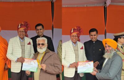 26 ਜਨਵਰੀ ਦਿਨ ਸੋਮਵਾਰ 77 ਵੇ ਗਣਤੰਤਰ ਦਿਵਸ ਦੇ ਮੌਕੇ ਤੇ ਜੁਆਇੰਟ ਐਕਸ਼ਨ ਕਮੇਟੀ ਮਾਡਲ ਟਾਊਨ ਜਲੰਧਰ ਸਨਮਾਨਿਤ