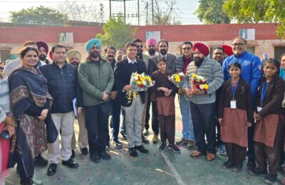 शिक्षा विभाग द्वारा ज़िले में दाख़िला अभियान की शुरुआत