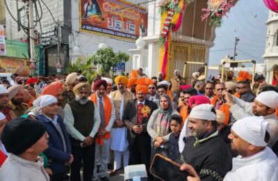 ਸਾਨੂੰ ਸਤਿਗੁਰੂ ਸ਼੍ਰੀ ਗੁਰੂ ਰਵਿਦਾਸ ਮਹਾਰਾਜ ਜੀ ਵਲੋ ਦਿੱਤੀ ਸਿੱਖਿਆ ਨੂੰ ਆਪਣੇ ਜੀਵਨ ਵਿੱਚ ਅਪਣਾਉਣਾ ਚਾਹੀਦਾ: ਰਜਿੰਦਰ ਬੇਰੀ